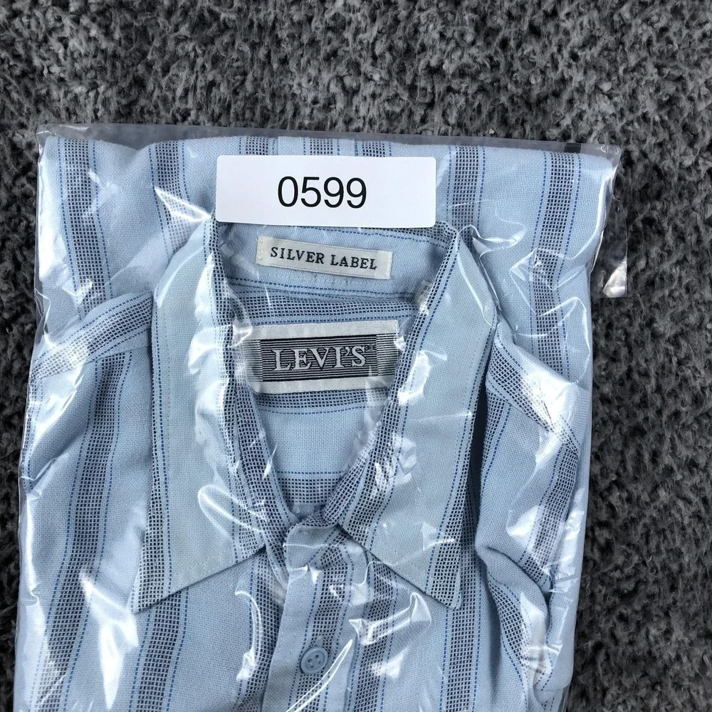 Vintage Levi's‎ Silver Label Shirt Mens Medium Blue Stripe Short Sleeve Korea